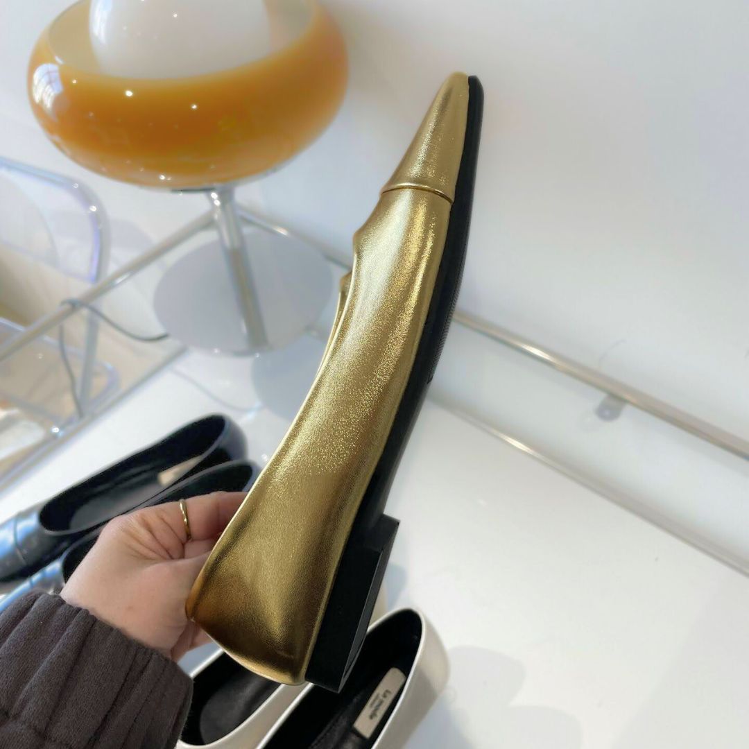 スクエアトゥメタリックフラットパンプス 【3020-33】