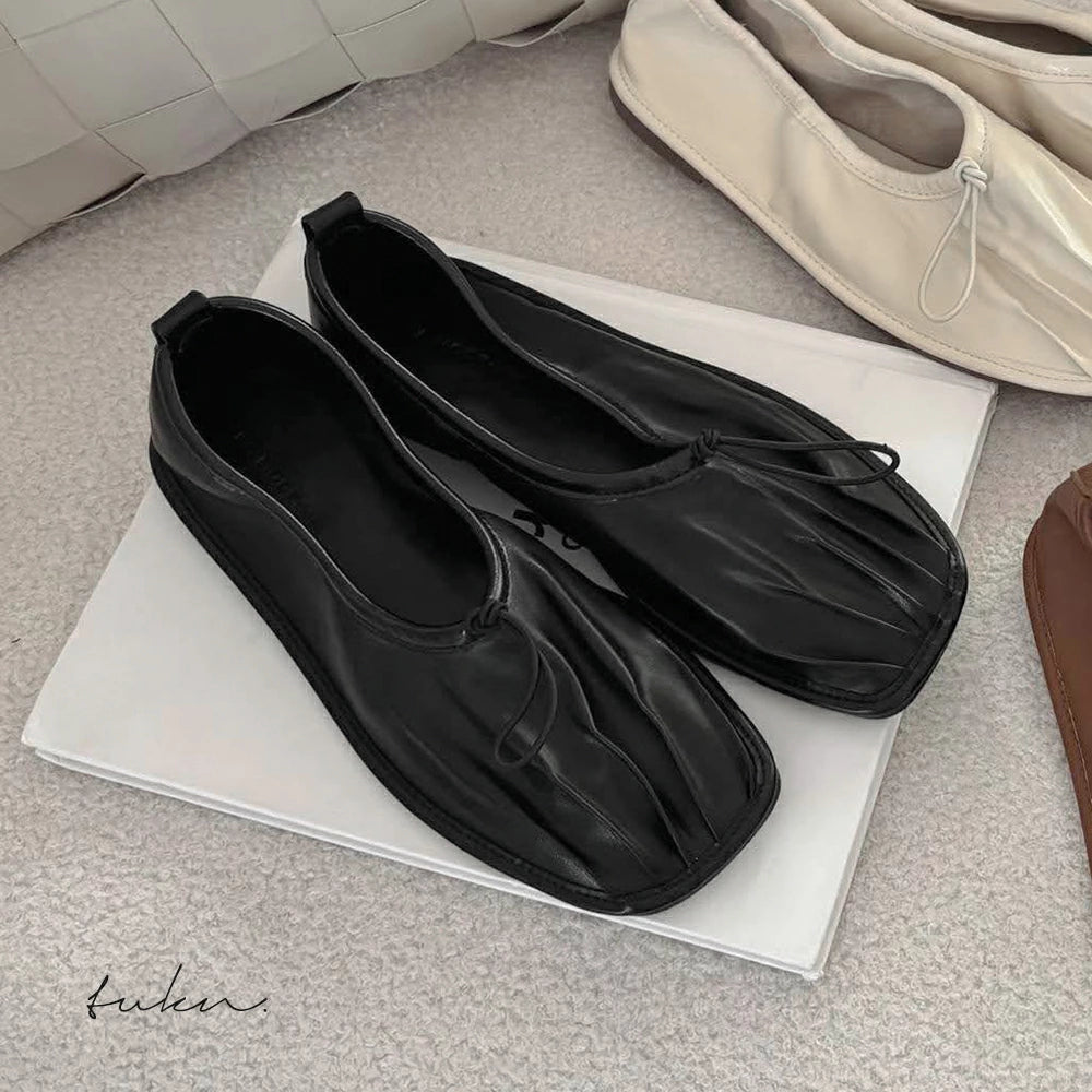 スクエアトゥゴムギャザーパンプス【8281-6】